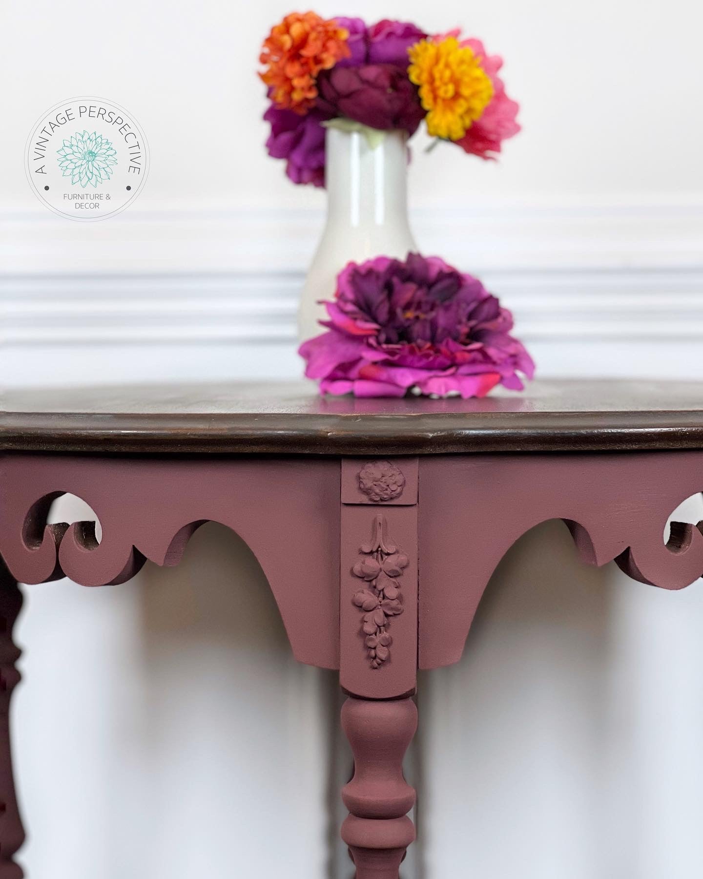 Vintage Carved Table | Antique Parlor Table | Vintage Accent Table | Wood Accent Table | Victorian Side Table | Vintage Side Table