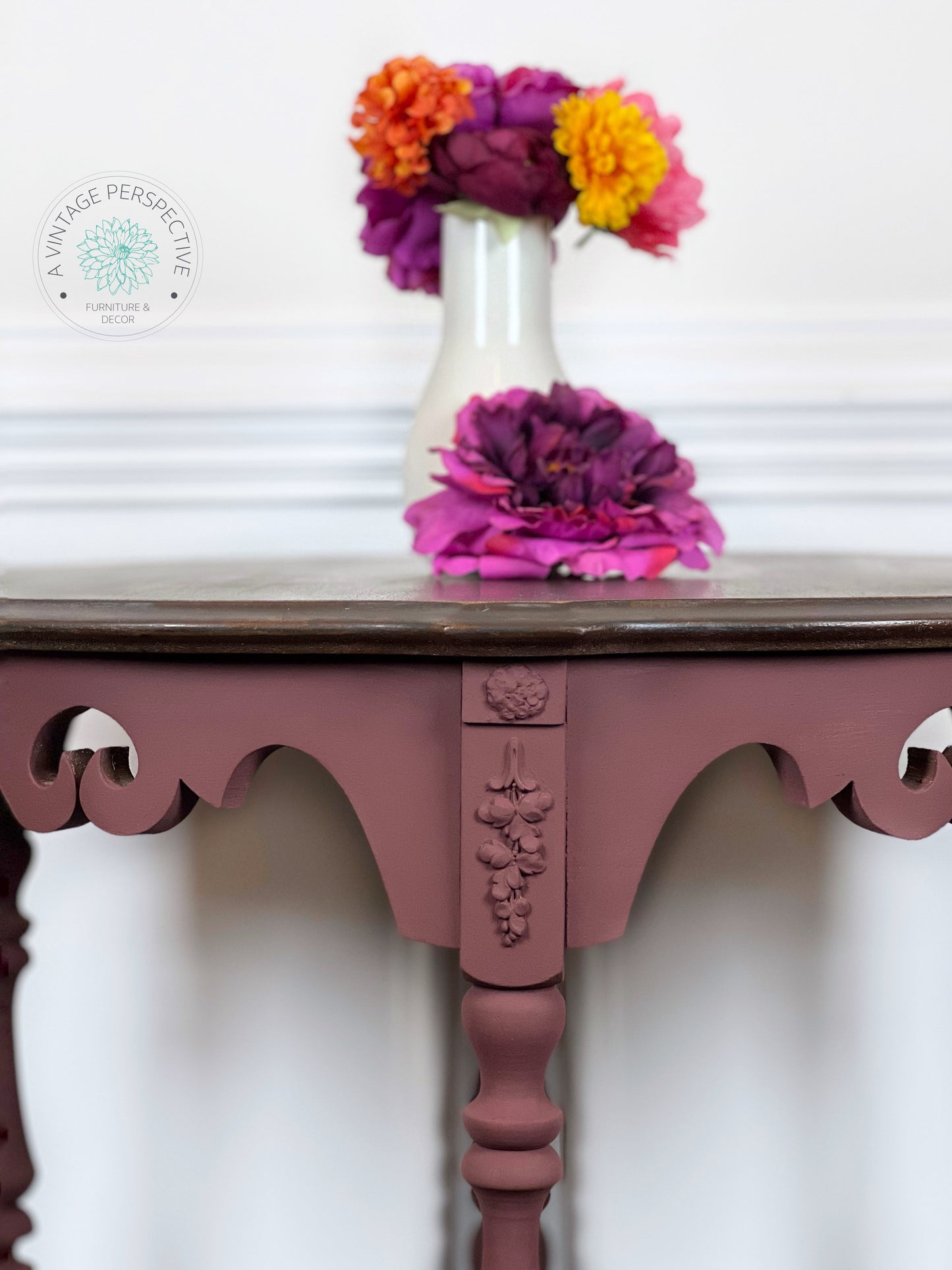 Vintage Carved Table | Antique Parlor Table | Vintage Accent Table | Wood Accent Table | Victorian Side Table | Vintage Side Table