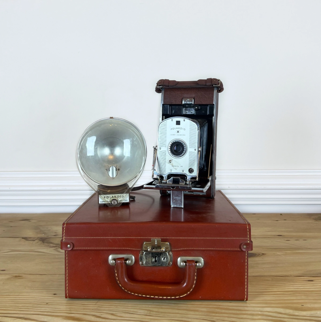 Vintage Polaroid Land Camera | Polaroid Model 95A Flash Camera | Chrome Leather Camera | Vintage Leather Camera Case | Vintage Photography