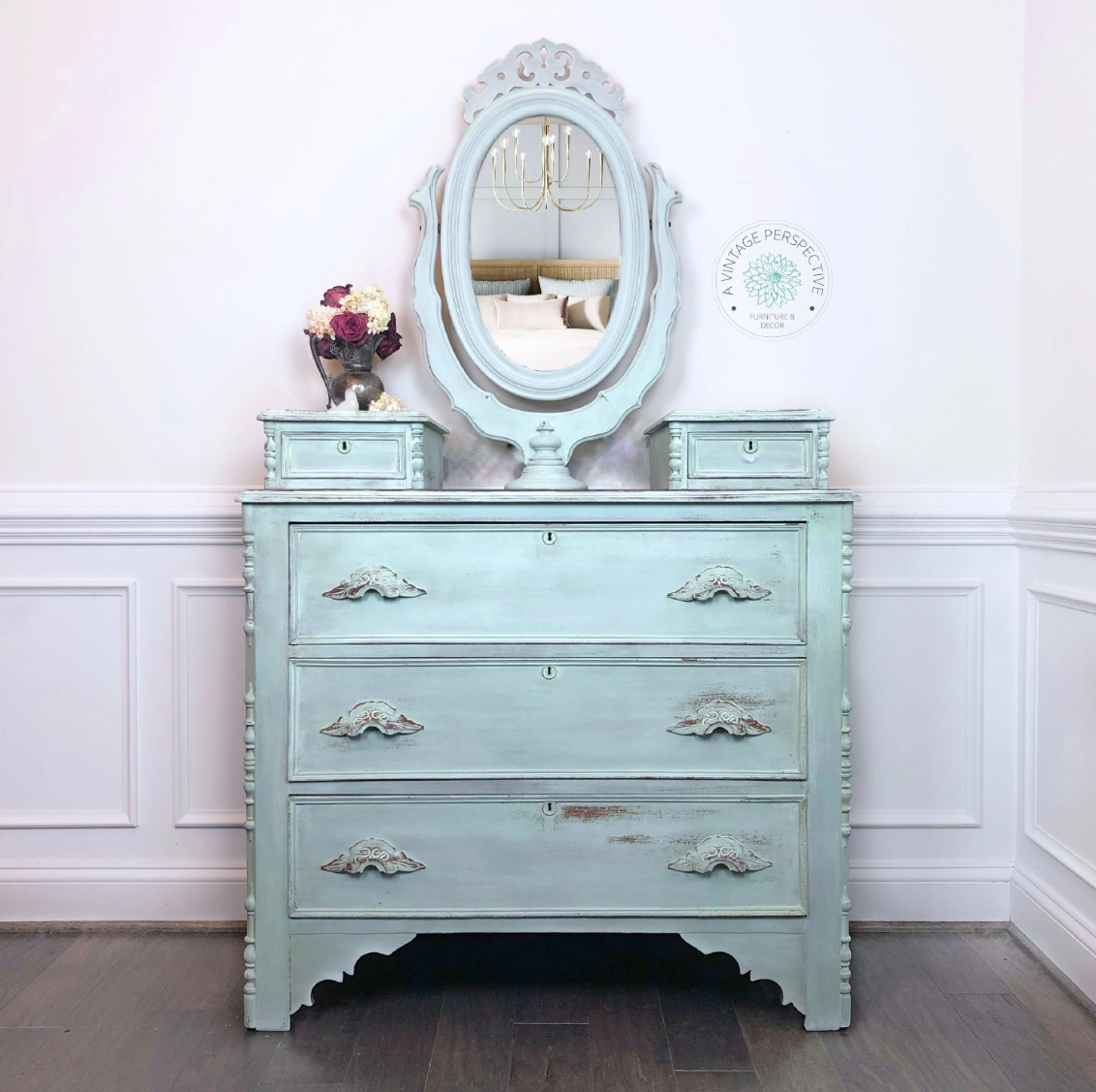 Antique Dresser with Mirror | Chest of Drawers | Bureau | French Country Dresser | Chippy Dresser | Vintage Mirrored Dresser