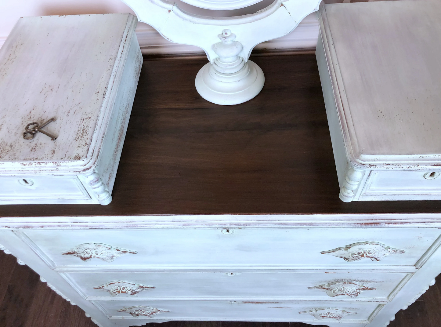 Antique Dresser with Mirror | Chest of Drawers | Bureau | French Country Dresser | Chippy Dresser | Vintage Mirrored Dresser