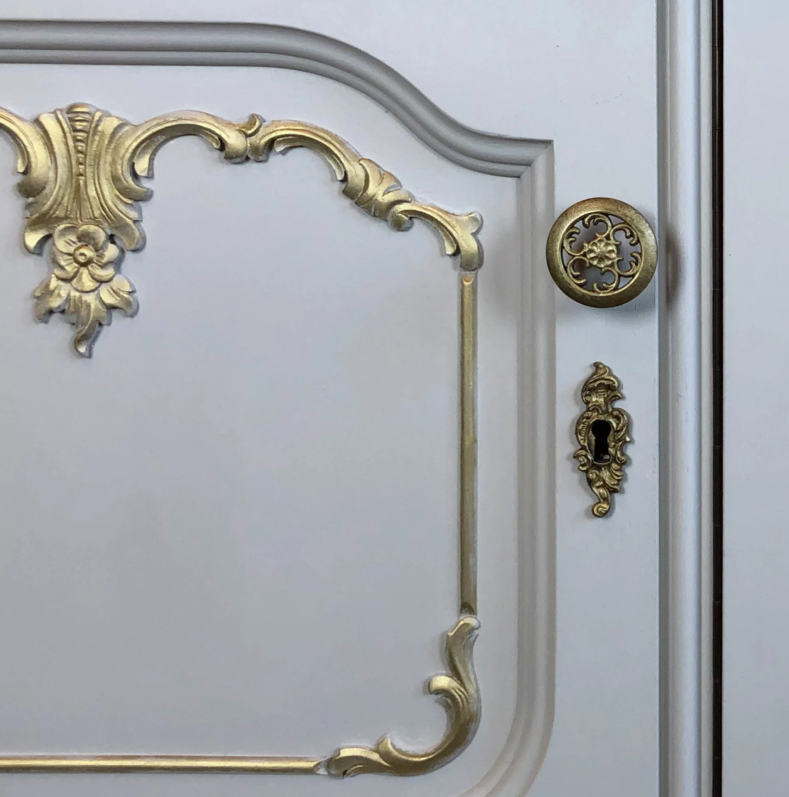 Antique French Buffet | Romantic French Buffet | Antique Sideboard | Vintage Credenza | Dining Room Server | Entryway Table